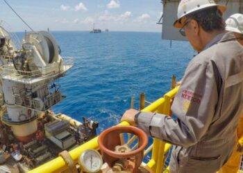 Pemex anuncia ampliación y mayor inversión en el campo Pokche