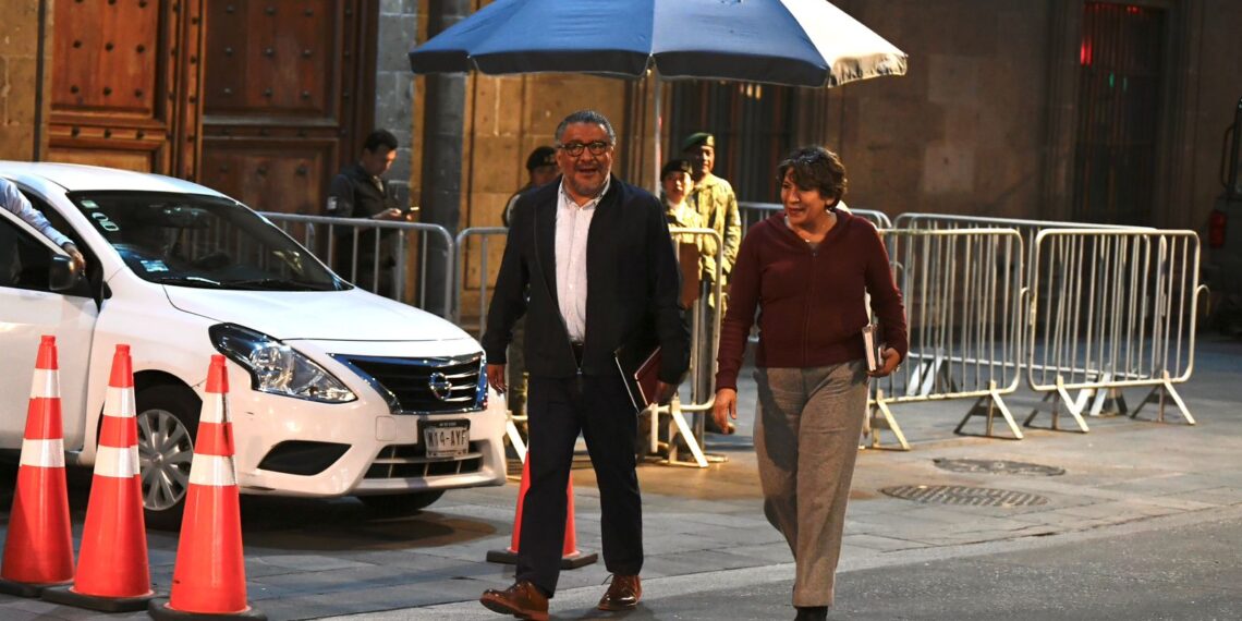 La Gobernadora Electa Delfina Gómez y Horacio Duarte asisten a reunión de trabajo a Palacio Nacional
