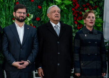 López Obrador llega al Palacio de La Moneda para conmemoración por 50 años del Golpe de Estado en Chile
