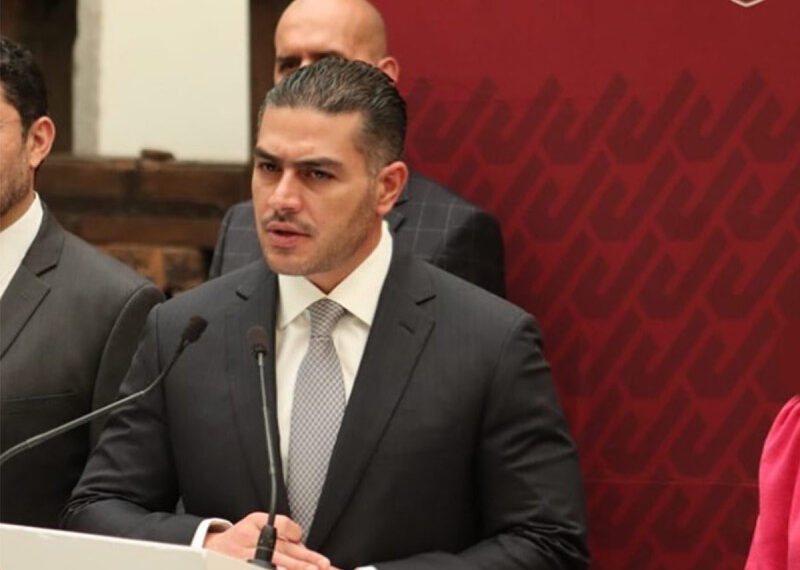 García Harfuch anuncia que buscará candidatura por Morena a jefatura de Gobierno de CDMX