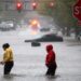 Nueva York amanece ‘bajo el agua’; declaran estado de emergencia