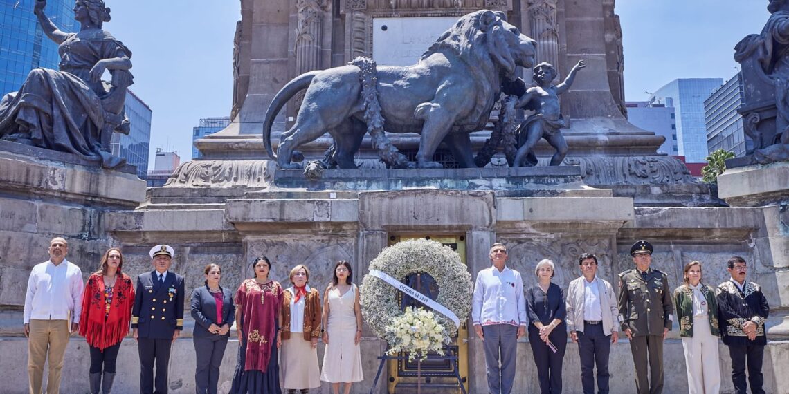 La transformación debe continuar, dice Américo desde el Ángel de la Independencia