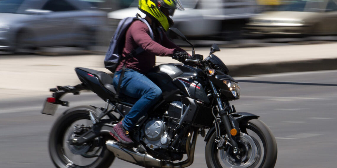 Mañana inicia nuevo reglamento de tránsito para motos en CDMX, ¿Qué queda prohibido?