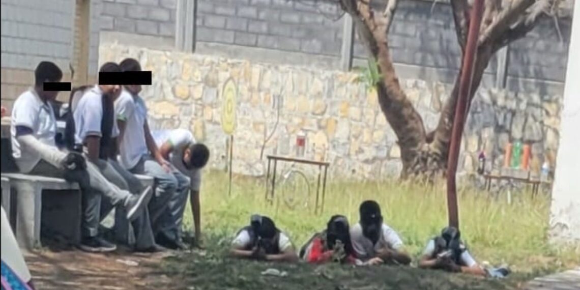 Denuncian campo de tiro instalado en secundaria de San Luis Potosí