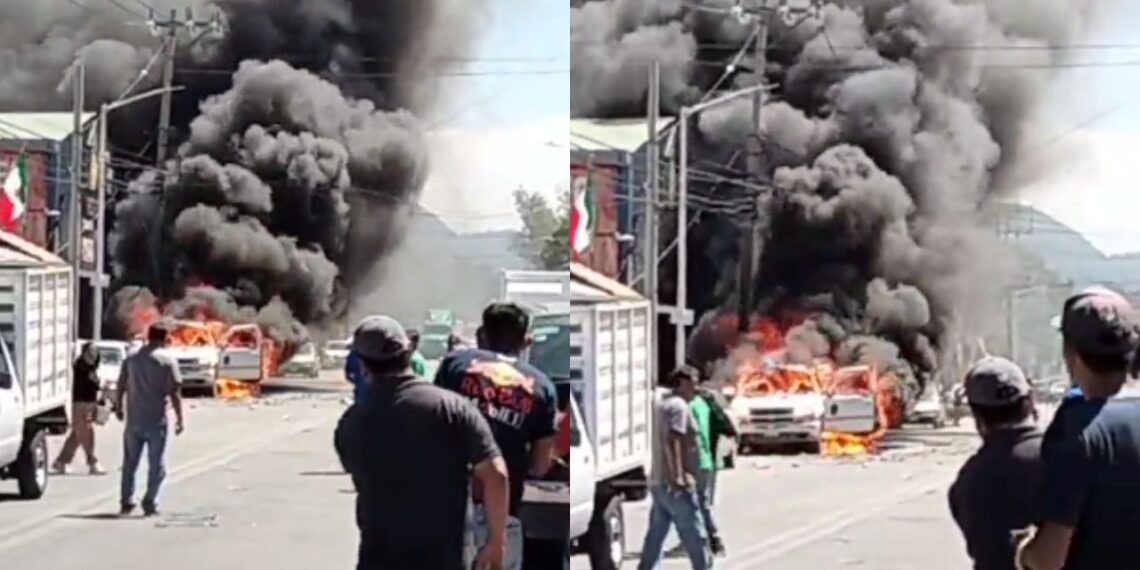 Auto con pirotecnia se incendia en Tultepec