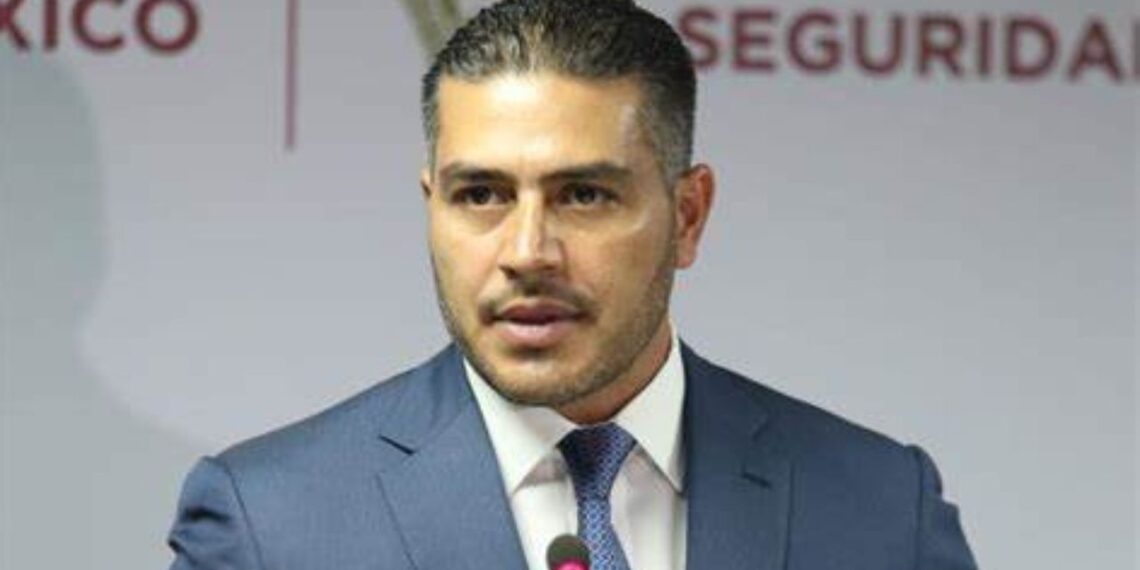Harfuch aparece en los informes de la fabricación de la “Verdad Histórica”: Encinas