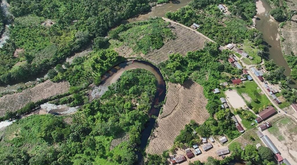 Drones y data aérea revolucionan sectores petrolero, minero y de transmisión de energía