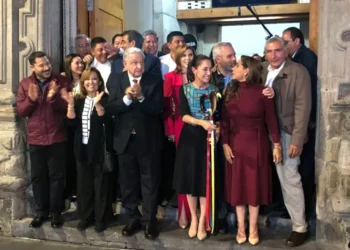 Comunidad indígena autorizó entrega de bastón de mando a Sheinbaum: López Obrador