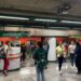 Hombre se arroja al paso del convoy en la estación Escuadrón 201 del Metro