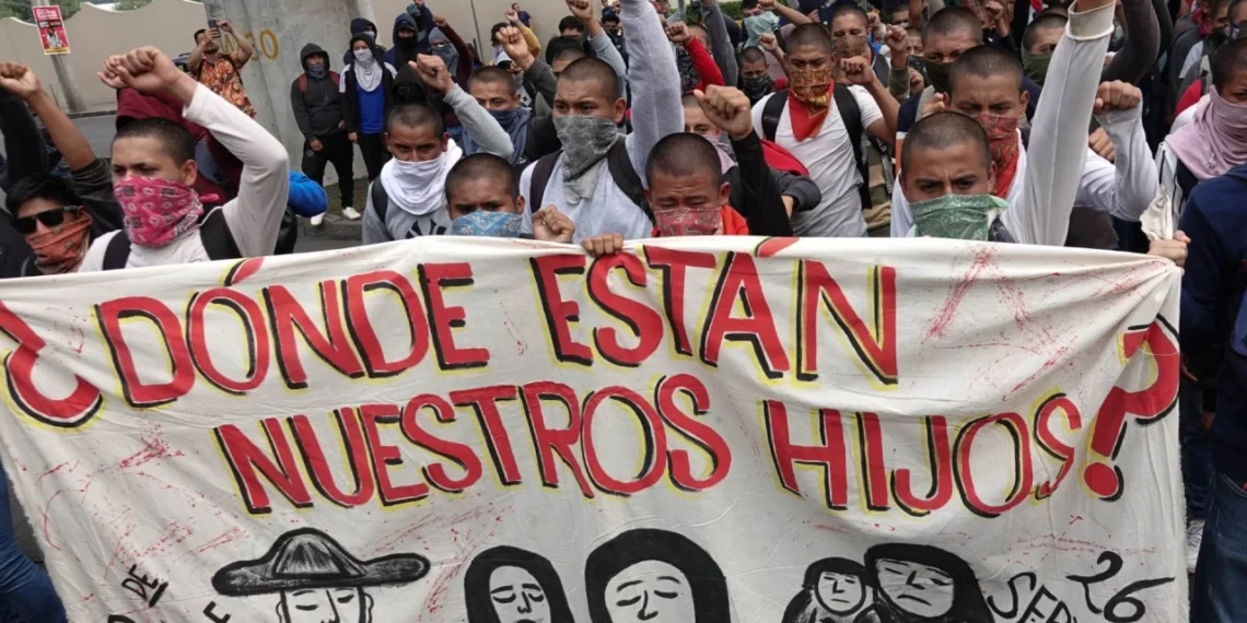 Marcha Ayotzinapa 2023: Horario, ruta y alternativas viales en CDMX
