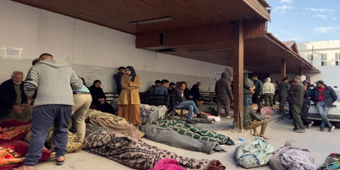 Israel rompe la tregua y sus bombardeos causan más de 400 muertos en Gaza