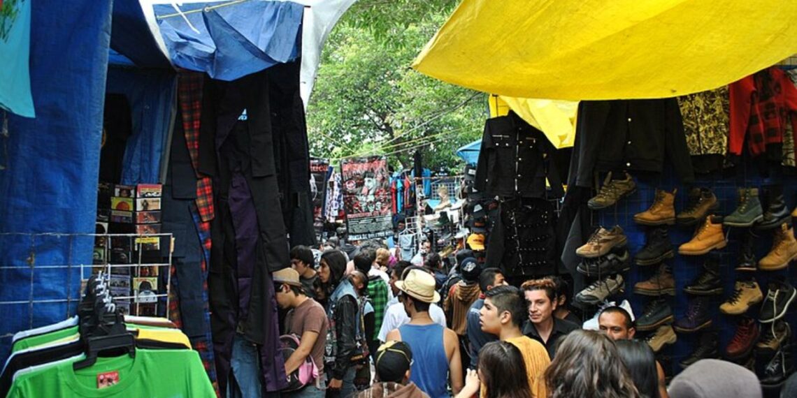 El Tianguis del Chopo ya es Patrimonio Cultural Inmaterial de CDMX