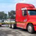 Tráiler atropella a abuelito y chofer se da a la fuga, en Toluca