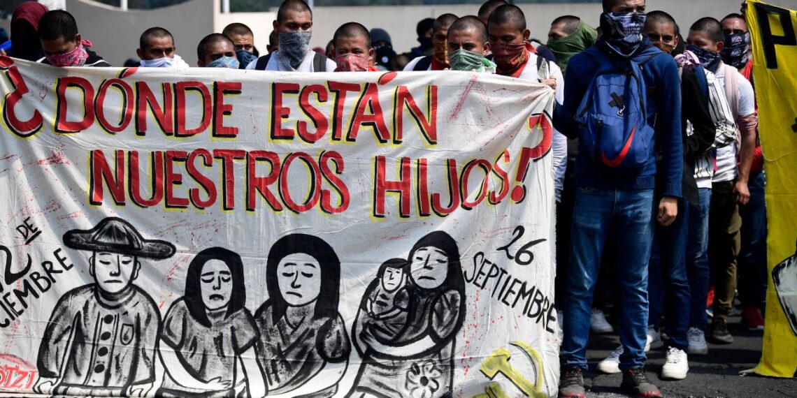 AMLO asegura que cooperación es clave para resolver caso Ayotzinapa
