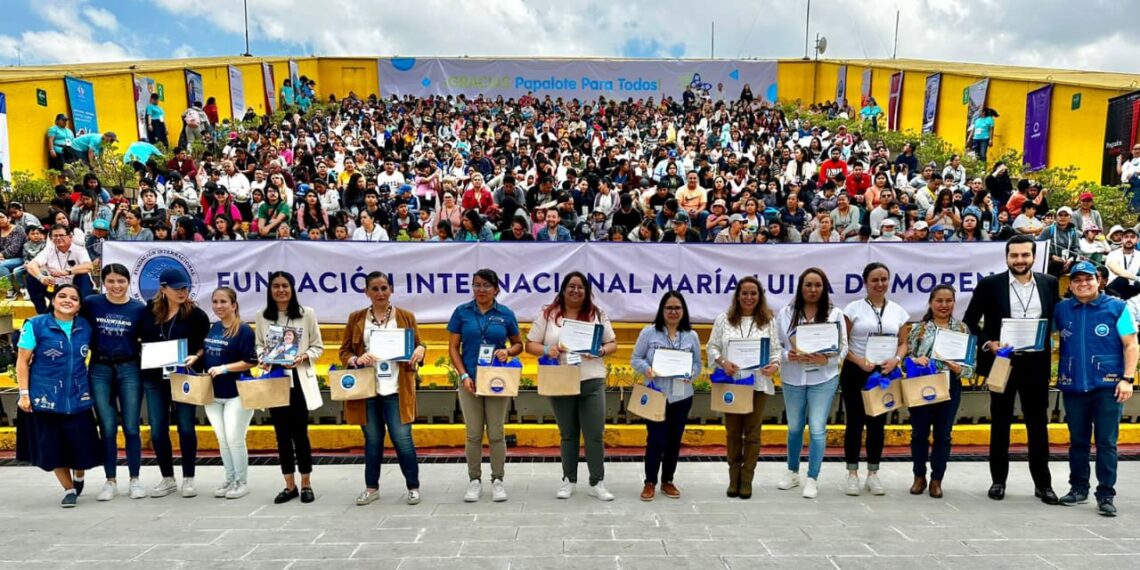 3600 niños visitaron “Papalote, Museo del Niño” y recibieron kits escolares