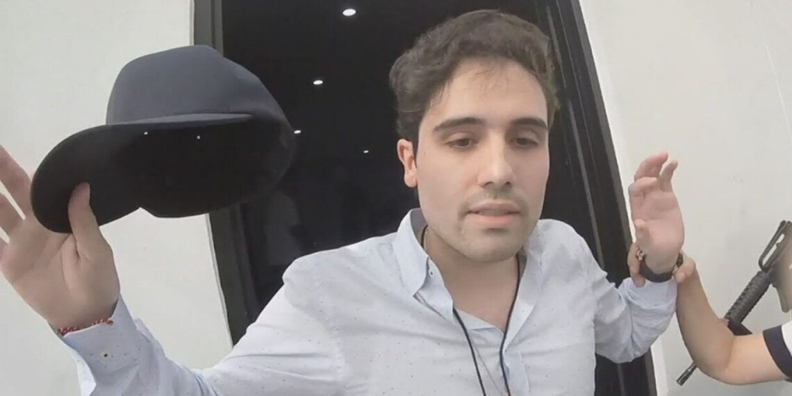 Ovidio Guzmán no se amparó para evitar ser extraditado: AMLO