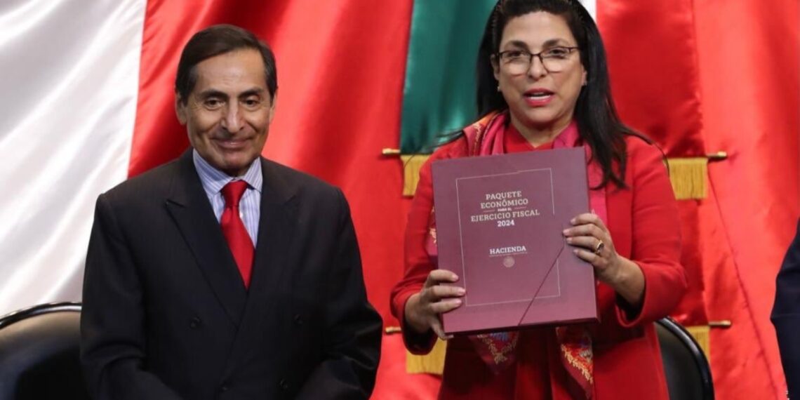 Alcalde sale en defensa de presupuesto 2024 pese a déficit histórico