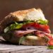 Sal en exceso sin darte cuenta: 10 alimentos que esconden más sodio del que imaginas