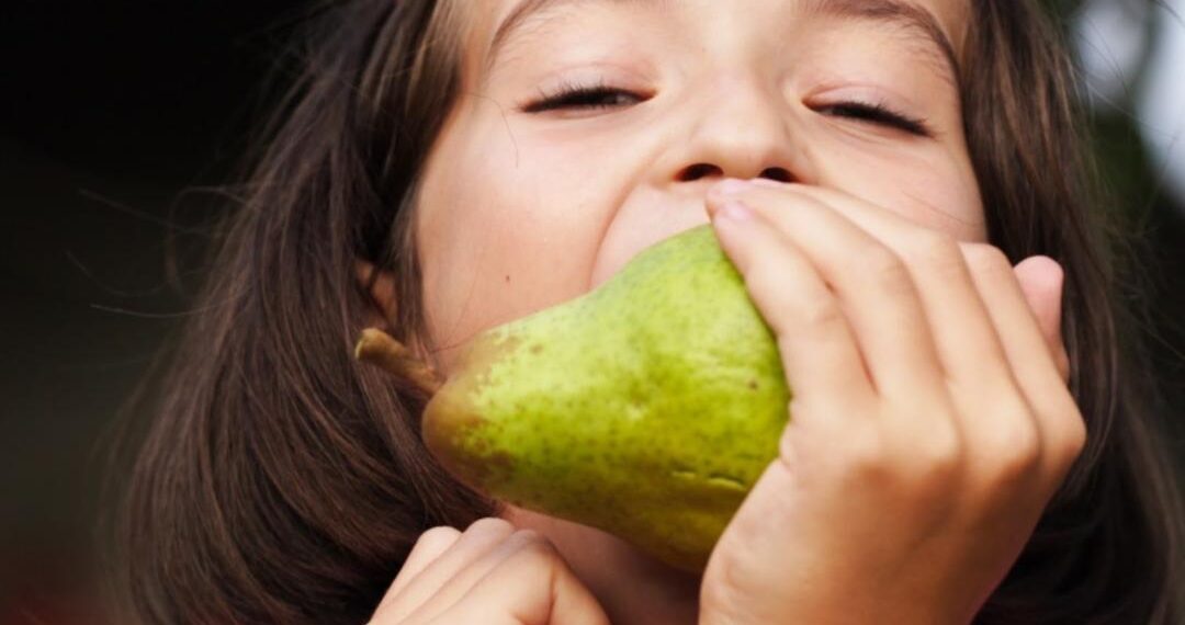 Beneficios de las peras: fibra, vitamina C y antioxidantes
