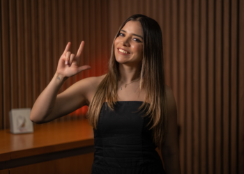 Pryscilla Monroy: la historia de una joven tiktoker con pérdida auditiva que sueña con un mundo inclusivo