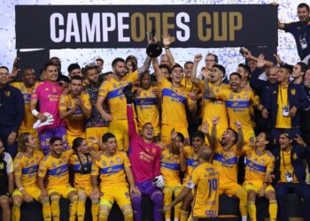 Tigres vence con drama al LAFC y se lleva el trofeo de Campeones Cup