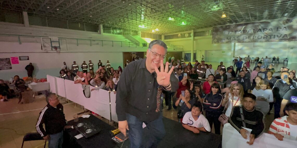 Abarrota Senador del Barrio Deportivo Francisco I. Madero, con más de 5 mil jóvenes a favor del agua en Iztapalapa