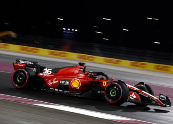 GP de Qatar a tres paradas de pits obligatorias ante riesgo de que los neumáticos fallen