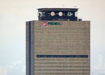 Deuda de Pemex disminuyó 17.8% en cinco años: Romero Oropeza