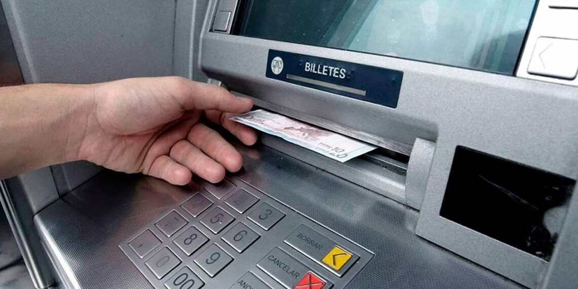En Acapulco habilitan módulos para retirar dinero sin comisión