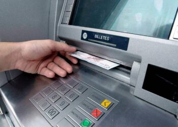 En Acapulco habilitan módulos para retirar dinero sin comisión