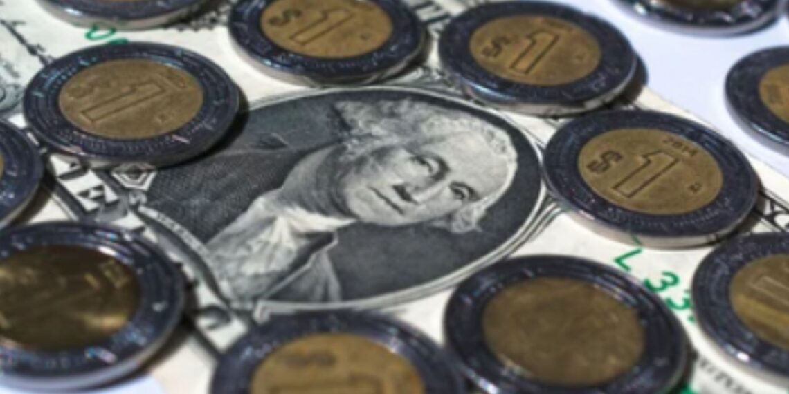 México rompe récord en remesas tras ola de migrantes