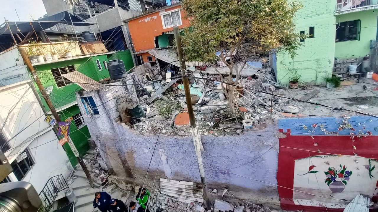 Fuerte explosión causa daños a varias casas en la Gustavo A. Madero -  EnDirecto