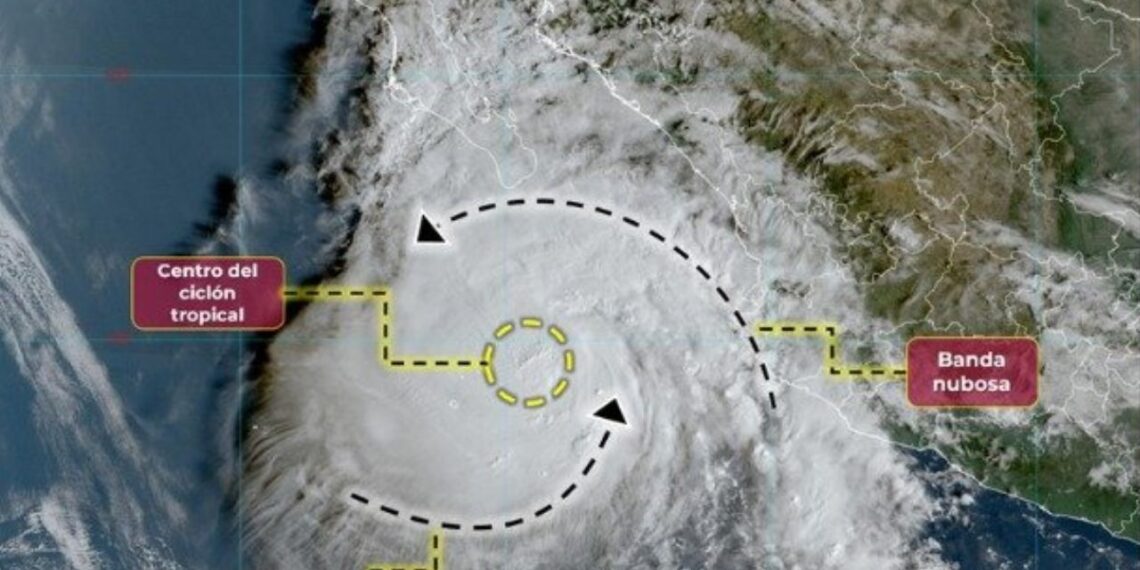 Huracán Norma baja a categoría 2