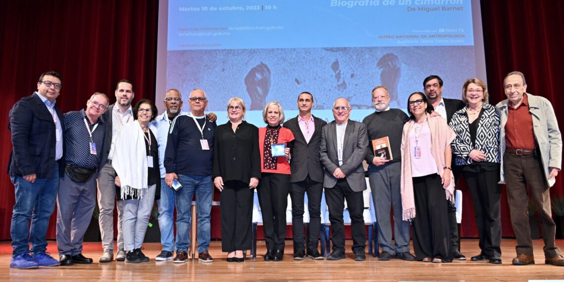 Presentan nueva edición del clásico Biografía de un cimarrón, de Miguel Barnet, homenajeado de la 34 FILAH