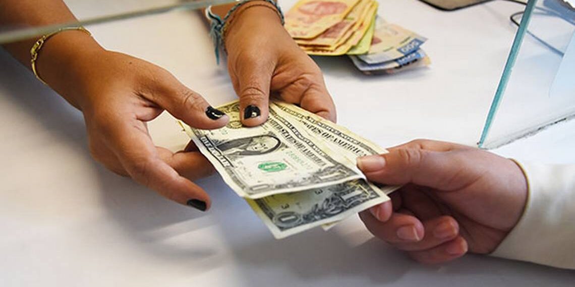 Cobrar remesas en México: Cómo hacerlo paso a paso y qué documentos necesito