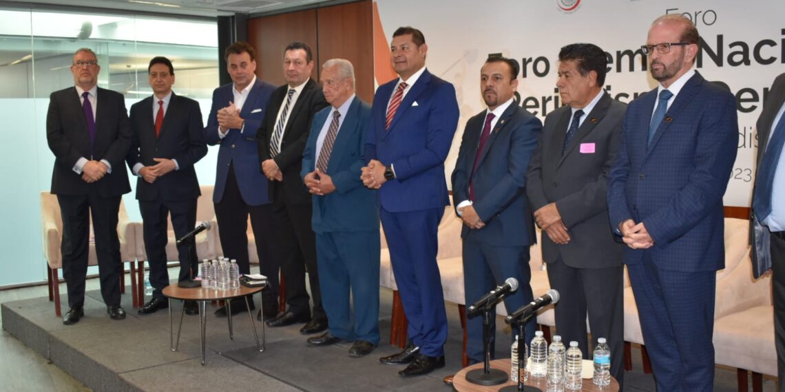 Avanzan en el Senado gestiones para la dignificación del periodista deportivo