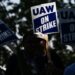 Huelga automotriz en EUA entra en ‘fase más agresiva’