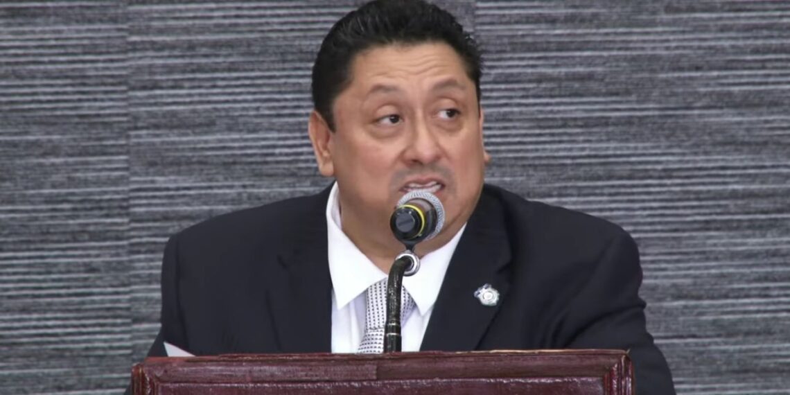 Comparece fiscal de Morelos ante Congreso tras salir del penal del Altiplano