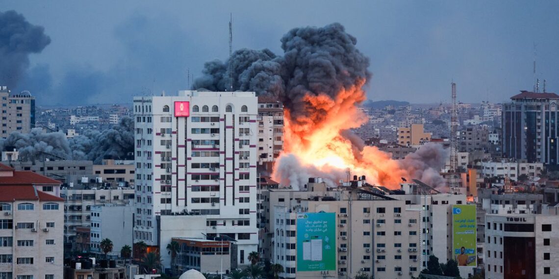 Israel ordena cortar el suministro eléctrico de Gaza tras ataques de Hamas