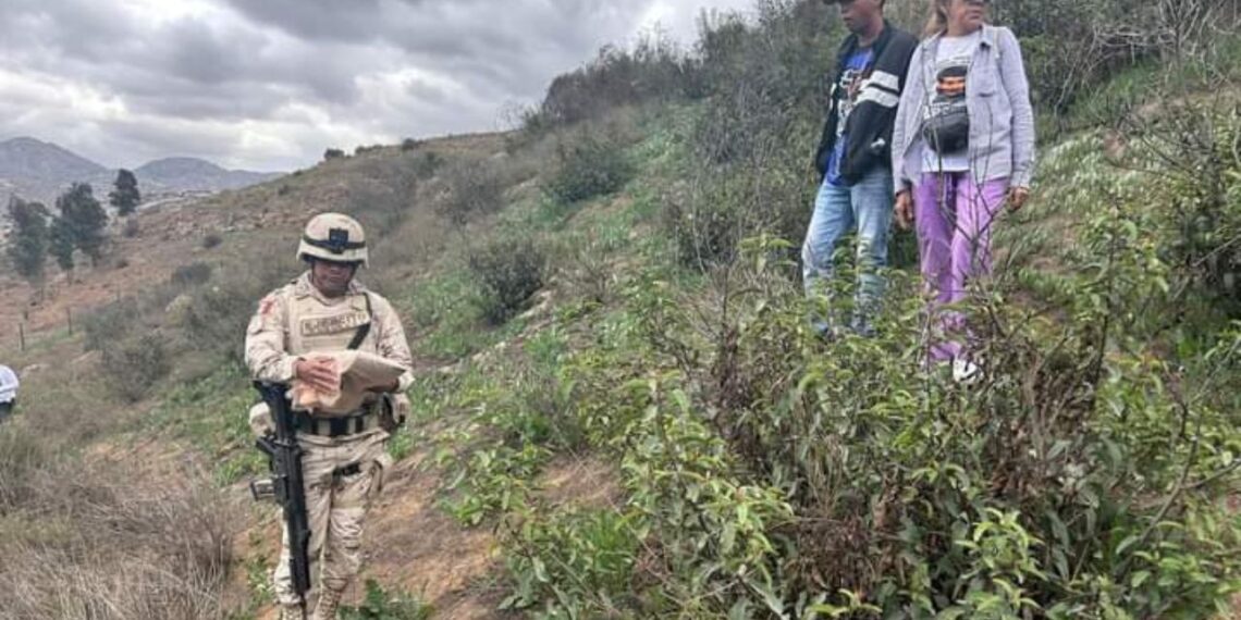 Activistas en Tijuana hallan restos humanos de al menos tres personas