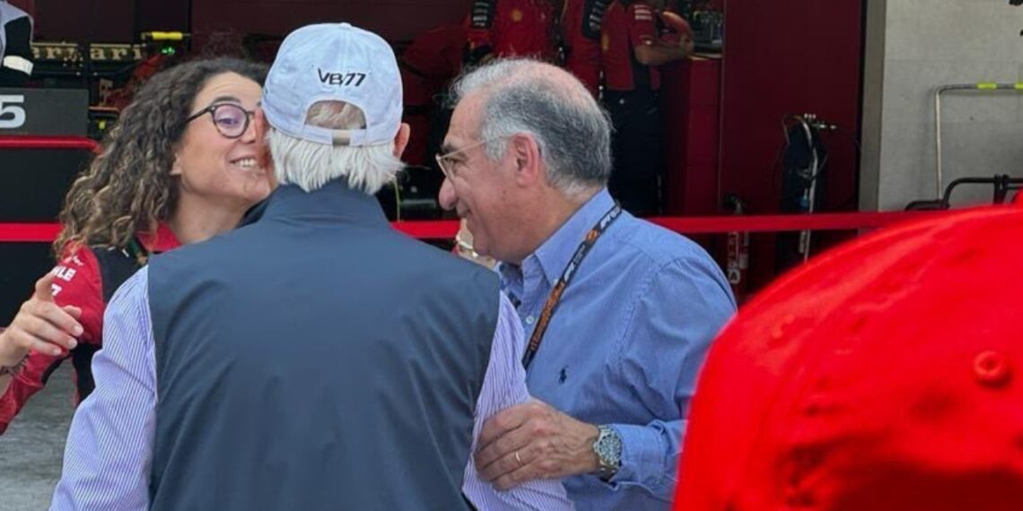 Se lanza AMLO contra ministro Pérez Dayán por ir a GP de México