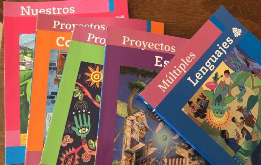 López Obrador celebra fallo de la Corte para distribución de libros de texto en Chihuahua