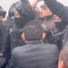 Policía de SSC agrede a manifestantes frente a Fiscalía CDMX