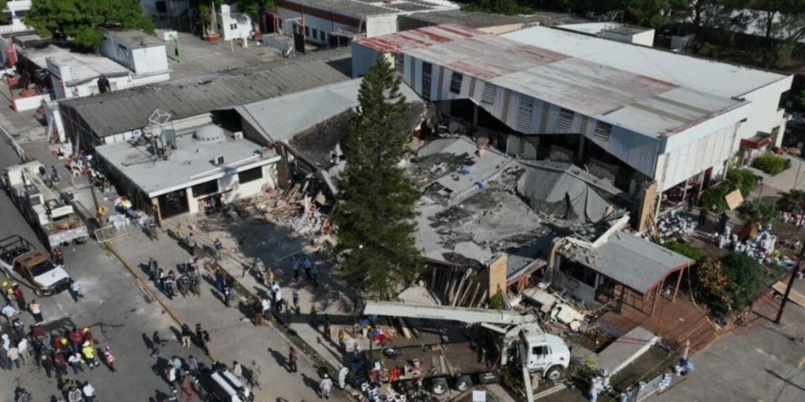 Ya son 12 los muertos por derrumbe de iglesia en Ciudad Madero