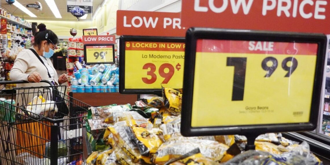 Inflación se mantiene estable en EUA por tercer mes consecutivo