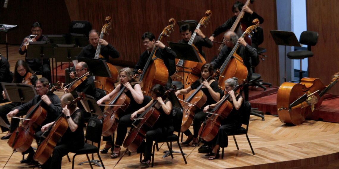 Orquesta filarmónica de la ciudad de México alista programa especial con música De Brahms, Márquez y Beethoven