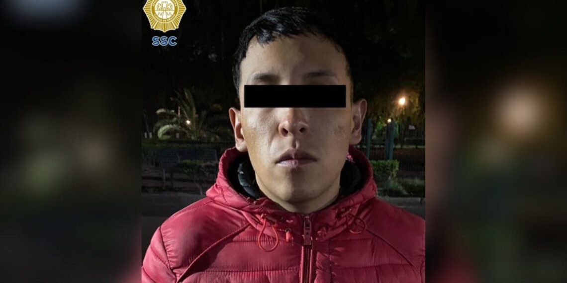 Detienen a sujeto por colocar narco-mantas en Topilejo