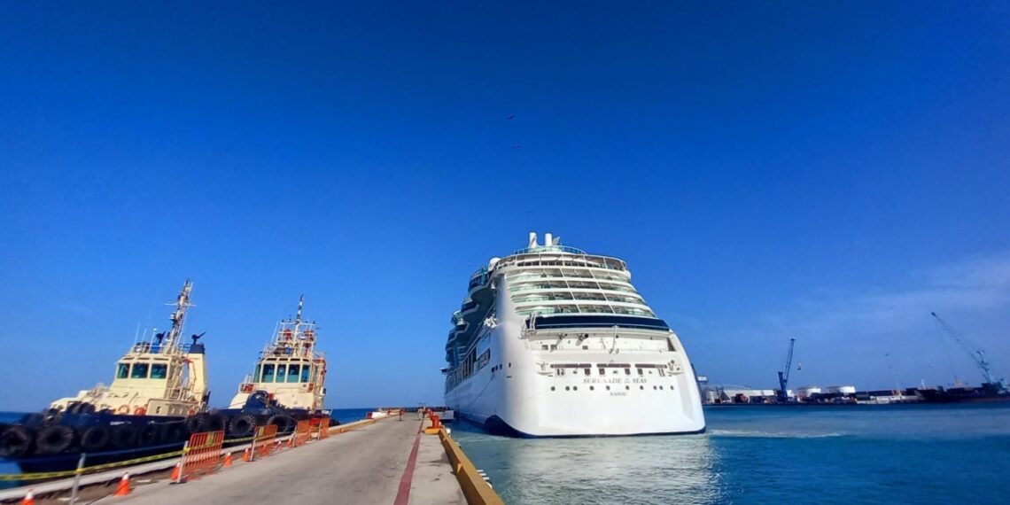 Consideran adjudicación directa para operar Puerto Progreso