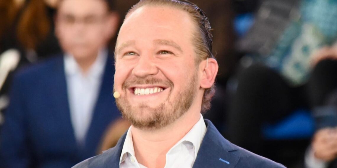 Santiago Taboada presenta licencia al Congreso de CDMX