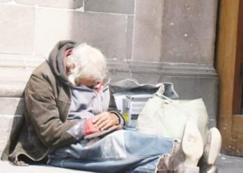 Abandono de abuelitos enciende las alertas en México: INEGI